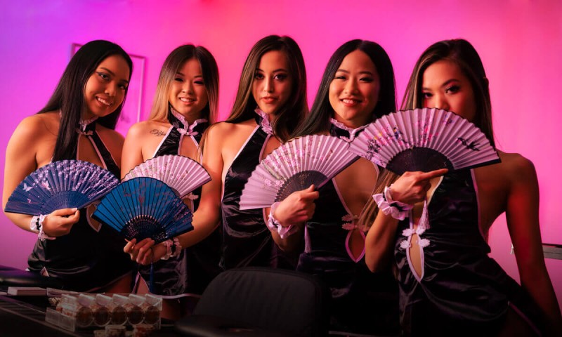 Lulu Chu, Vina Sky, Luna Mills, Alona Bloom, Alexia Anders