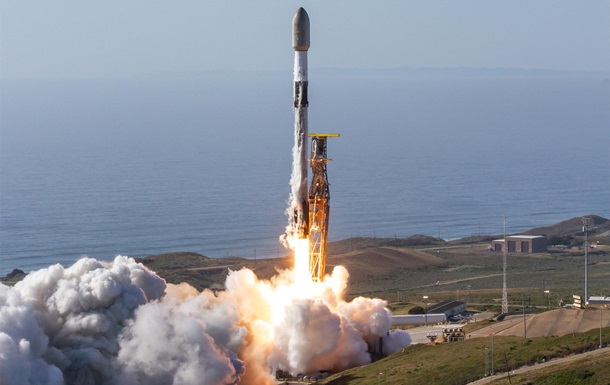 SpaceX запустила две ракеты за шесть часов