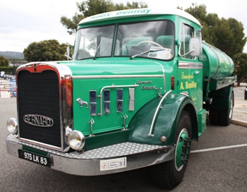 Bernard 19D18M Walk Around
