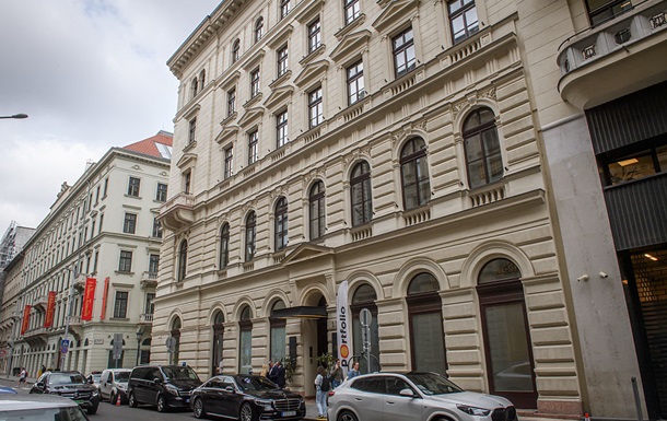 Венгрия из-за рекордного дефицита заморозила часть бюджетных расходов