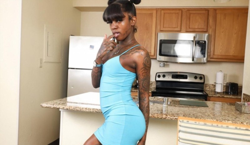 Cherri Curves- Cherri 'The Body' Curves - 720p