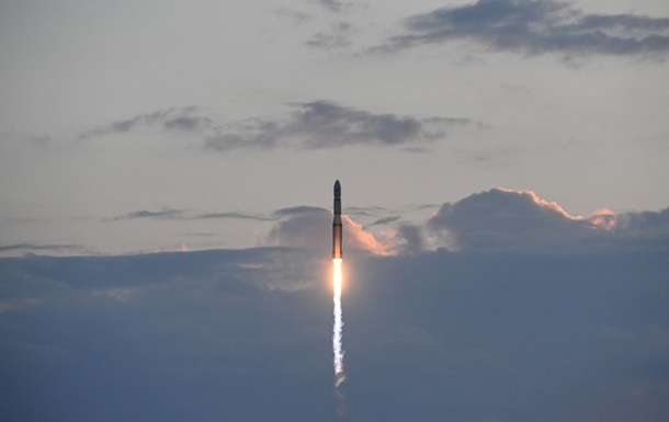 Китай осуществил запуск спутников с морской платформы