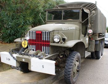 GMC CCKW 353 Croix Rouge Walk Around