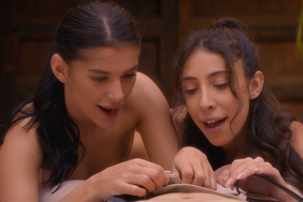 Asandra Dewy & Eva Generosi - Intense Joy