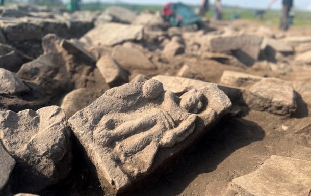 В Великобритании нашли скульптуру богини победы возрастом более 1800 лет