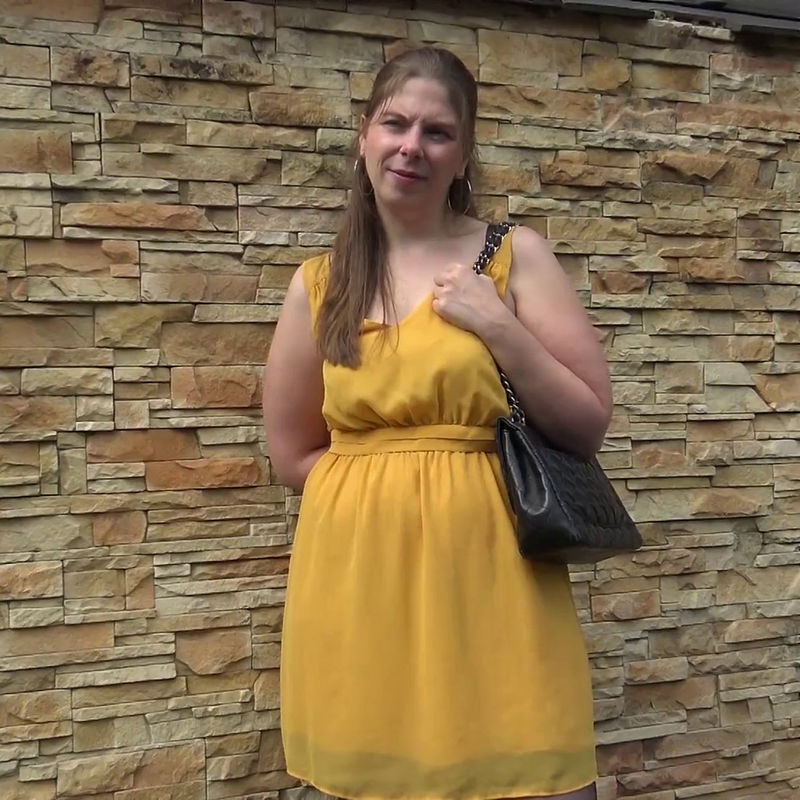 Alice : Alice, 35, Is Back In Service With JandM [JacquieEtMichelTV/Indecentes-Voisines] 2025