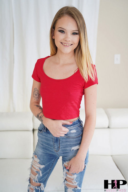 HussiePass: Dani Lynn : Petite Teen Gets A Fucking [HD 720p]