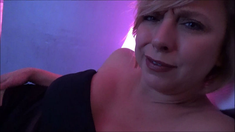 Clips4Sale: Brianna Beach : Step Mother,Step Son Date Night [FullHD 1080p]