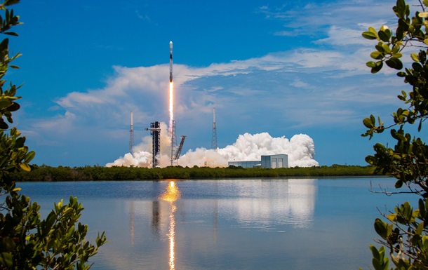 SpaceX вывела на орбиту спутник GPS