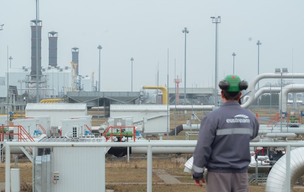 BBC: Запад заплатил РФ больше, чем помог Украине