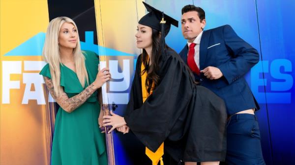 Selena Love - Graduation Day Cuckquean  Watch XXX Online FullHD