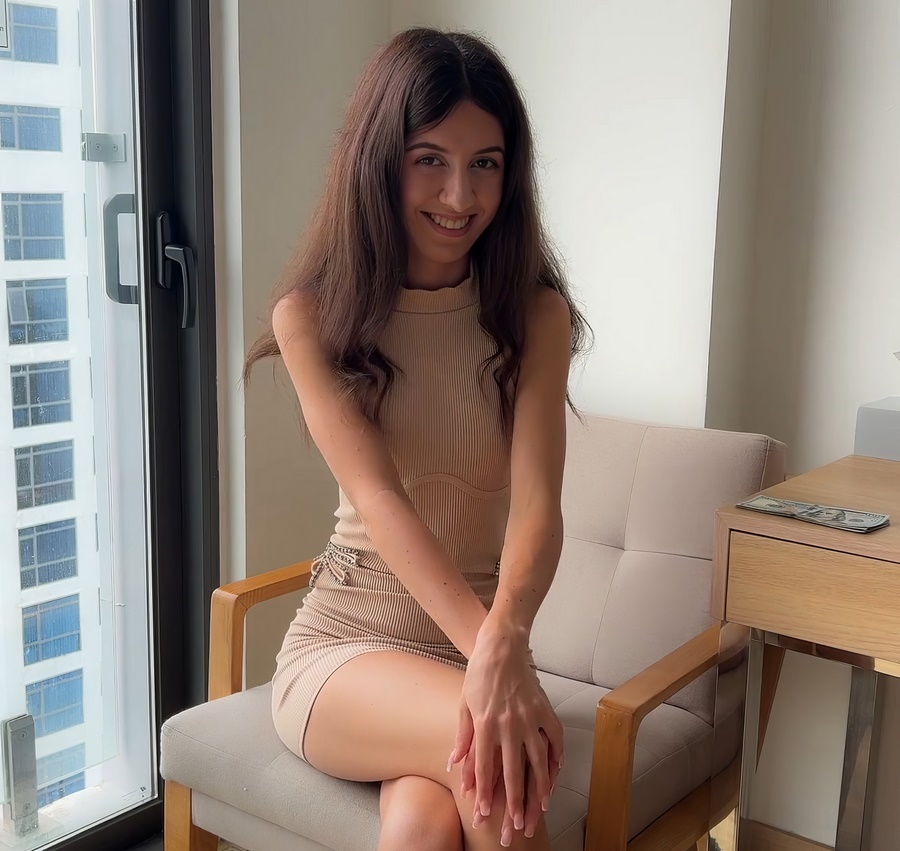 Katty West - Hotel Room Service Hostess Agreed To Sex With Guest For Money