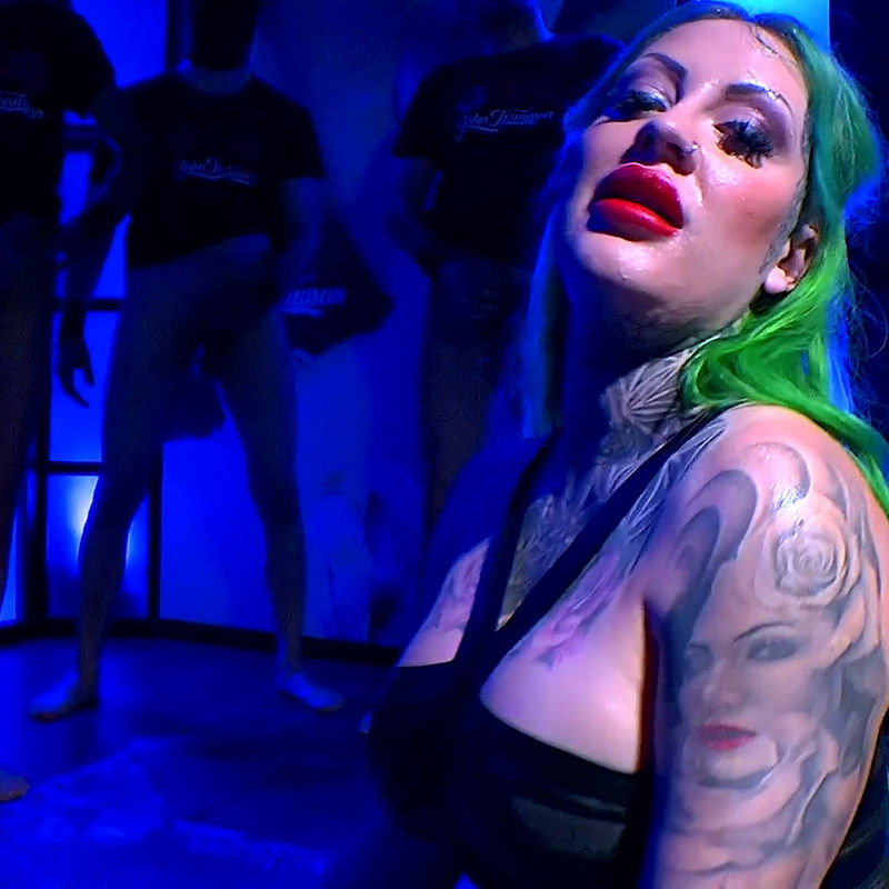 Busty Babe Phoenix Madina Enjoys Pissing Bukkake With Four Big Cocks (GGG/John Thompson) FullHD 1080p