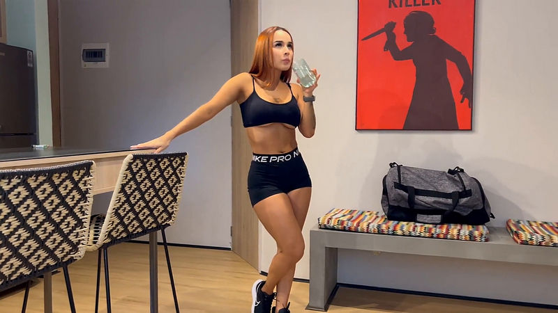 Onlyfans: My Colombian STEP SISTER Convinced Me To Fuck WITHOUT CONDOM  Abella Olsen Abella Olsen [FullHD 1080p]