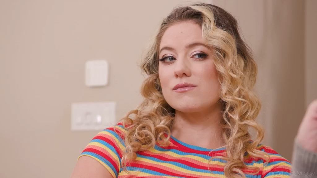 River Lynn - Stepdaddy s Anal Cutie 04