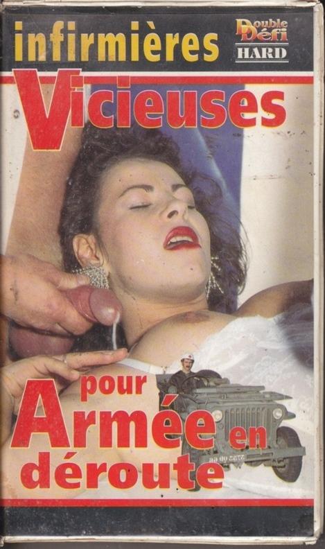 Infirmieres Vicieuses pour Armee en deroute