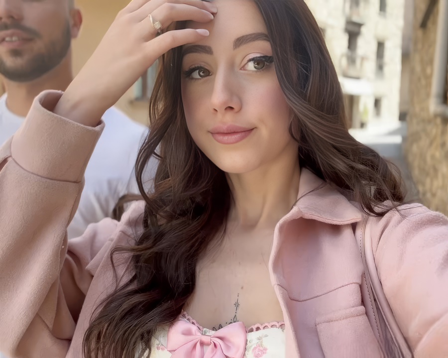 Hello Limoon - Young French Girl Wanted Sex After Shopping
