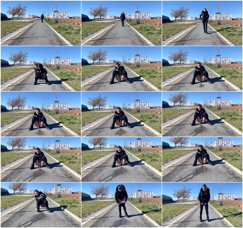 Terrific Pissing Scenes with Charming Girls