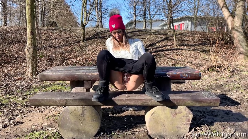 Terrific Pissing Scenes with Charming Girls