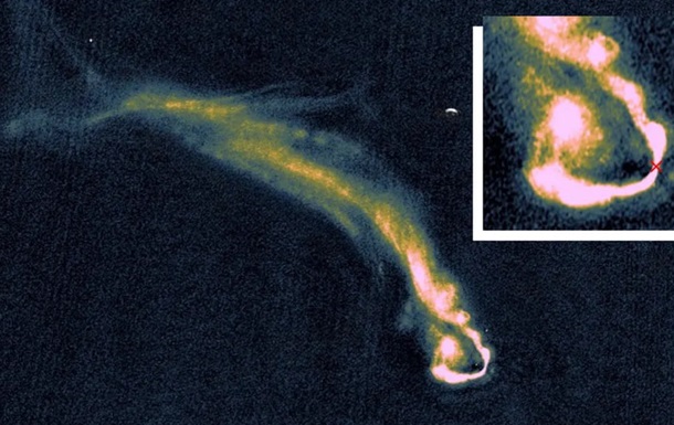 Астрономы заглянули в радиохвостовые структуры скопления галактик