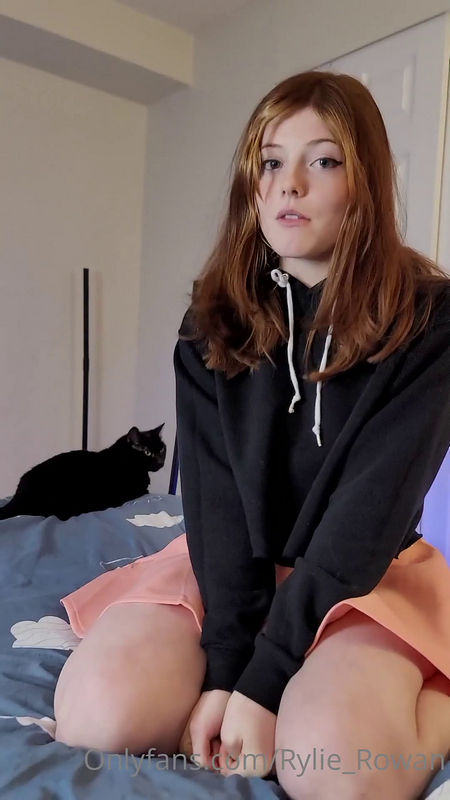 RylieRowan  OF Shorts (Onlyfans) SD 1920p