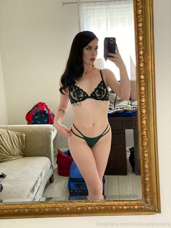 Evelyn Claire Clip 9 (Onlyfans) SD 720p