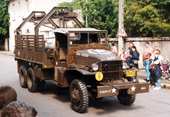 GMC CCKW 353 M27 Bomb Service Walk Around