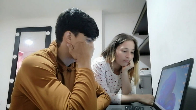 LE PIDO UN FAVOR a MI VECINO EL INFORMATICO Ashleysoy (Onlyfans) FullHD 1080p