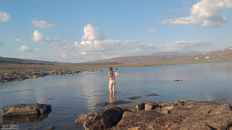 Pretty Brunette Sucks a Stranger s Cock While Hiking And Gets Cum In Her Mouth Thelazycouple (Onlyfans) FullHD 1080p