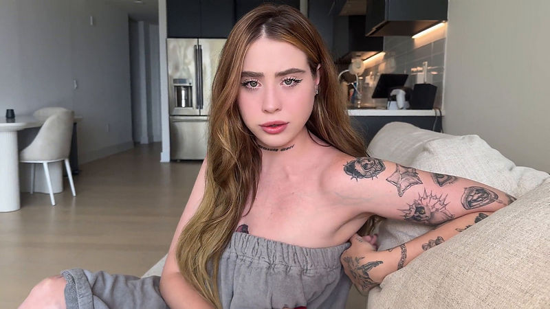Cheating On My Girlfriend With My Best Friends Sister Rosie Rider (Onlyfans) FullHD 1080p