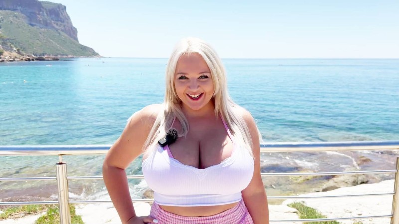 Lana - 25 years old, has some serious assets to show off!