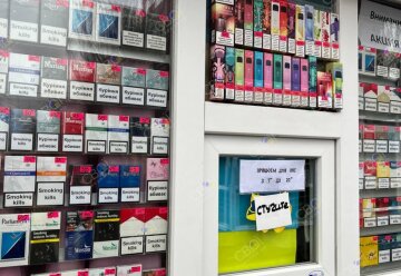 Пити та курити будуть лише багаті: в Україні злетіли ціни на цигарки та алкоголь