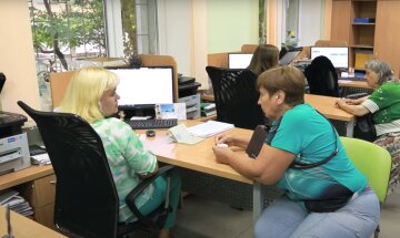Скоротили вдвічі: частині ВПО скасували державну допомогу