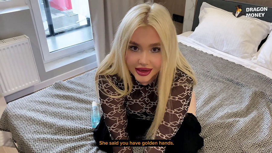 My Horny Neighbor Asked For My Dick To Fuck Her Juicy Pussy Blondessa (Onlyfans) FullHD 1080p