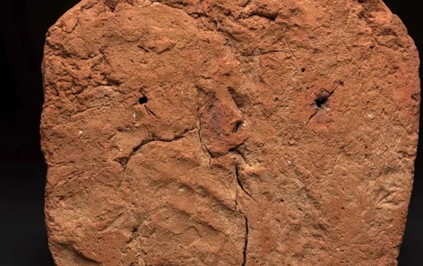 Отпечаток ладони гончара нашли в гробнице Древнего Египта