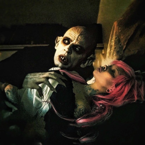 Alexis Munroe - Her Blood, His Curse (Single) (2025)