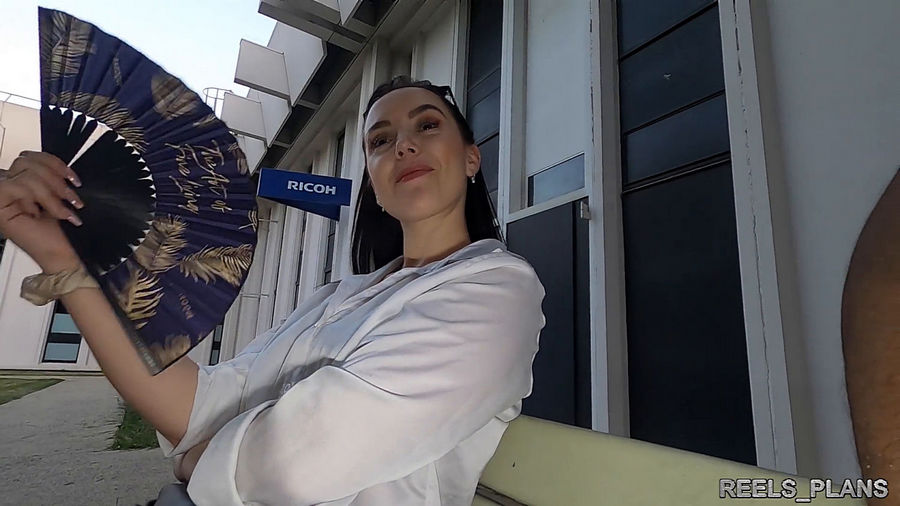 Big Ass Spanish Office Worker Fucked Hard in the Street and in the Hotel by 2 Strangers Reels Plans (Onlyfans) FullHD 1080p