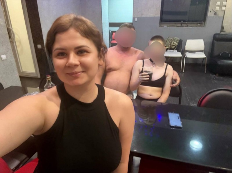 Даша ищет подруг