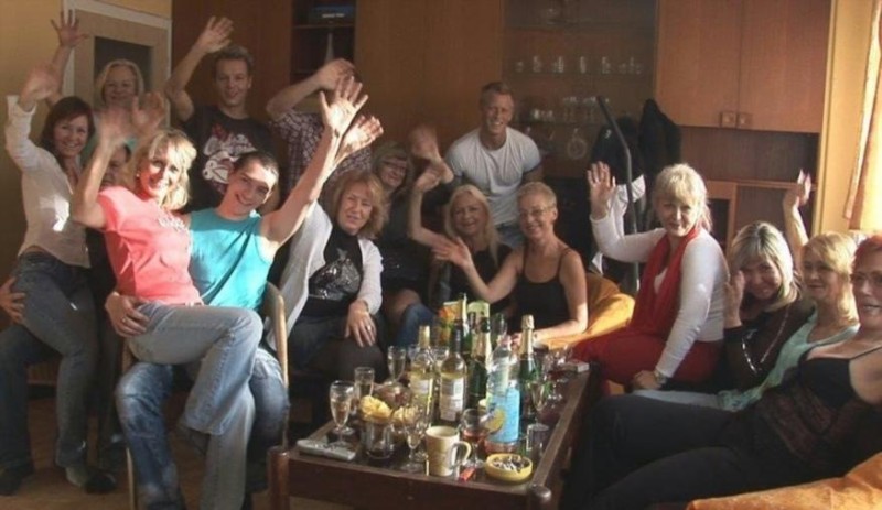 - CZECH HOME ORGY 4 - PART 1  - [652.9 MB]
