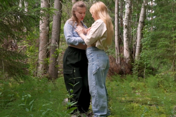 Sexy Doll & Ashley Wilde wet in the woods