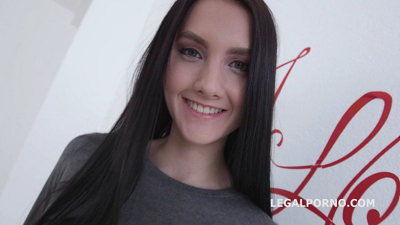 Intimacy With Crystal Greenvelle GIO384 (LegalPorno) HD 720p