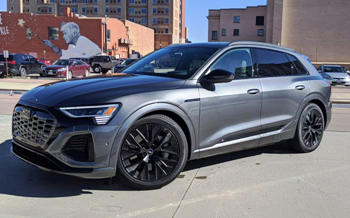 Audi Q8 Walk Around