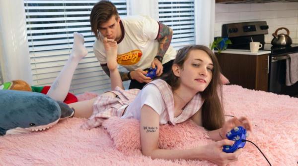 Kitty Bell - Game On with Kitty and John [FullHD 1080p]