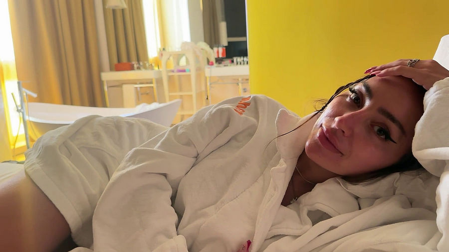 Took My Step Daughter On Vacation And Got a Single Bed On Purpose Feat SISI ROSE Teddy Tarantino (Onlyfans) FullHD 1080p