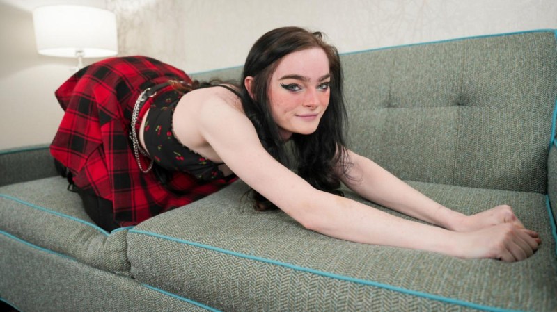 Grace Iris- Newcomer  - [669 MB]
