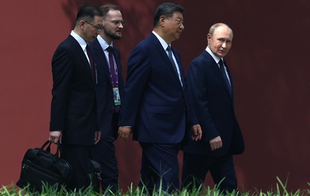 Торговля между РФ и Китаем обрушилась на 20% - СМИ