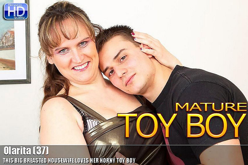 Mature.nl: mat-bustyhard49 [HD 720p]