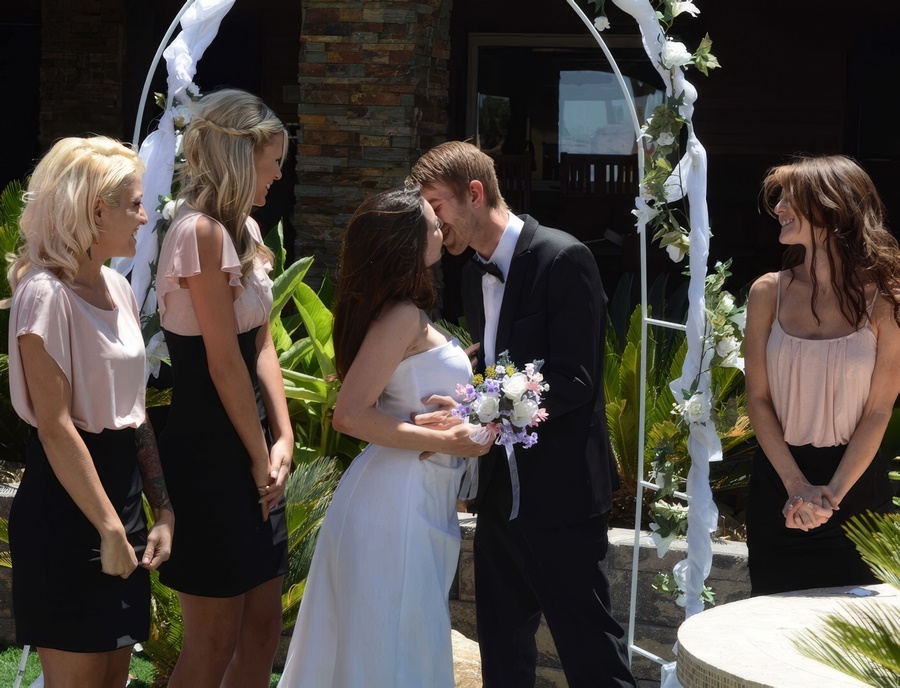 Jenni Lee, Scarlet Red Bridesmaids Fuck Groom Before Wedding
