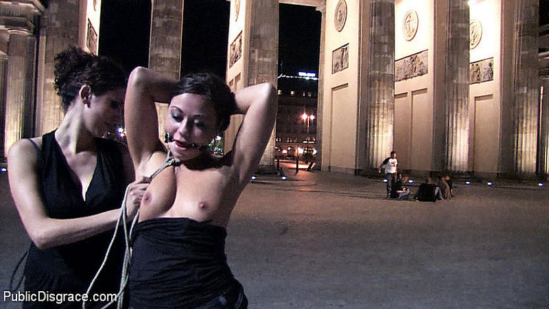 Linda #5785 (PublicDisgrace/Kink) HD 720p