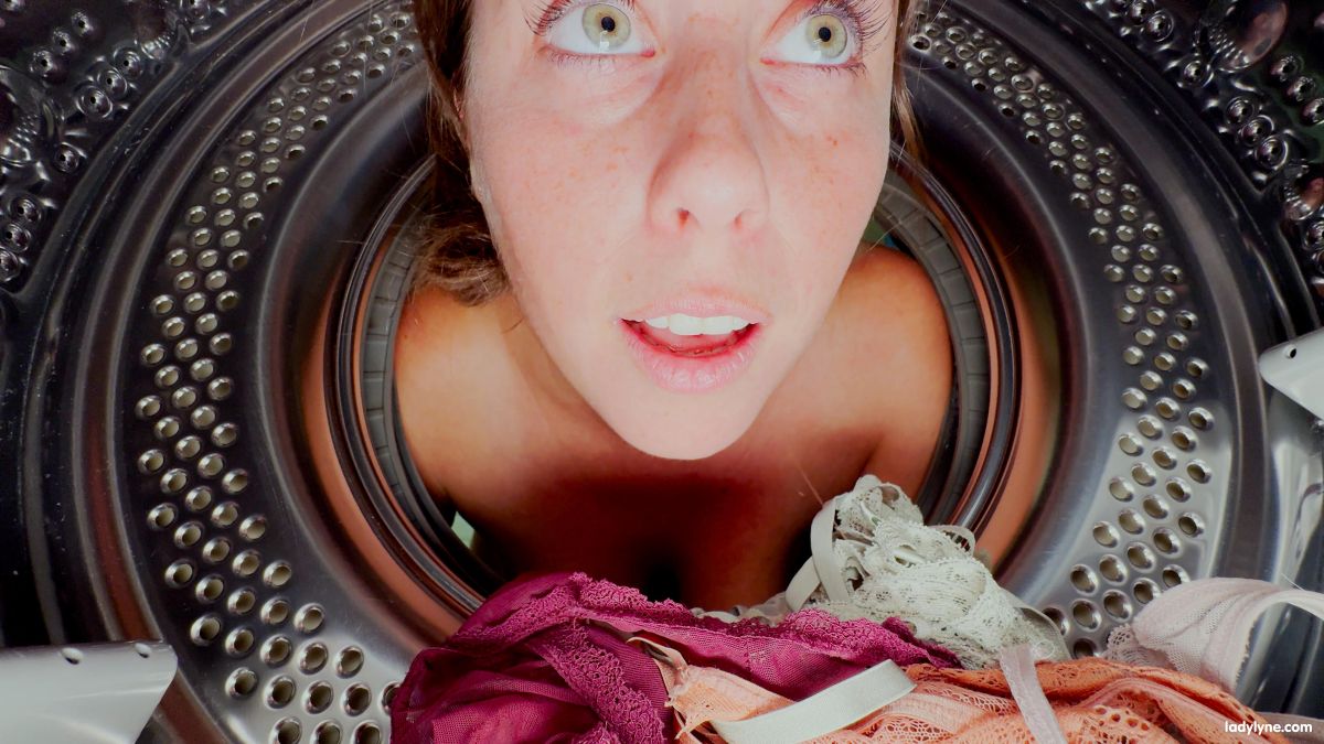 2025-01-01 Lady Lyne - Andy washingmachine buda